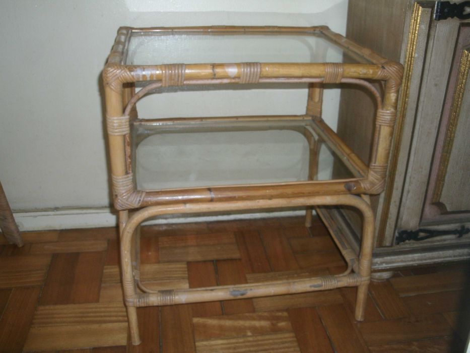 Três peças em bambu