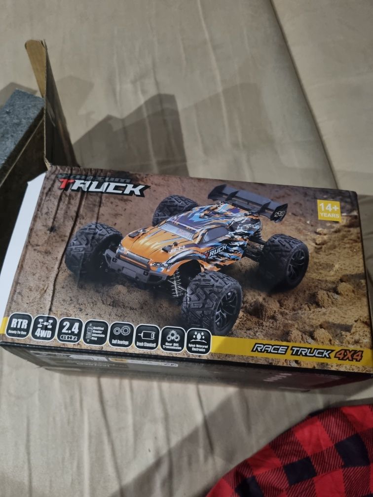Samochodzik RC HAIBOXING, 1:18, 36 km/h