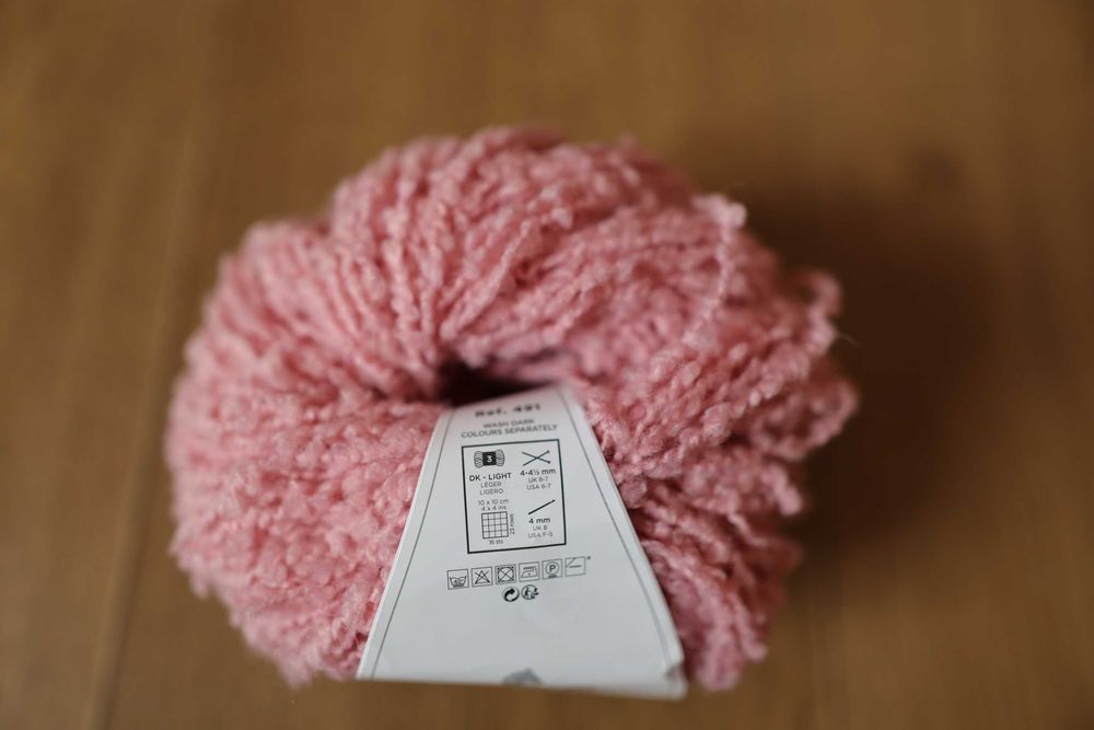 Włóczka bukla DMC BOUCLETTE 50g 04 róż *cukierkowy róż