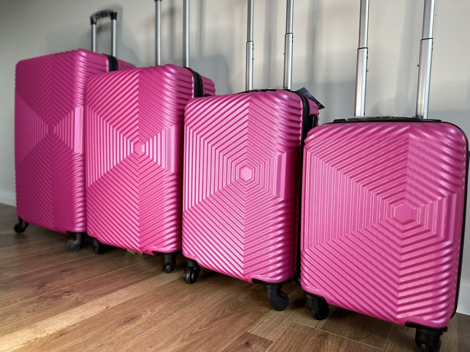 Walizki średnie - bagaż do 23 kg