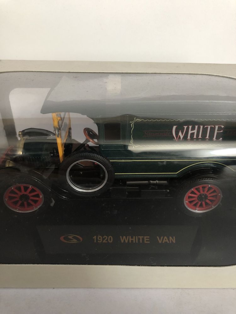 Miniatura White Van 1:32