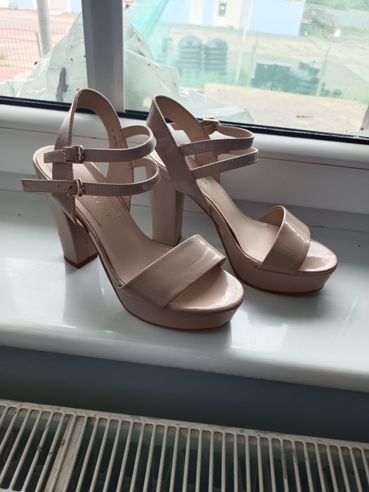 Buty na obcasie słupku sandały eleganckie wesele 38 ccc