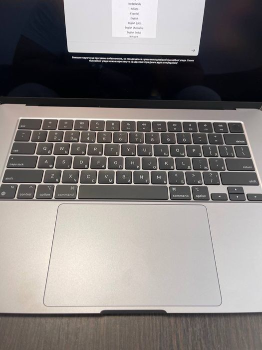 Продам Новий Macbook Air 15 512 gb не активований