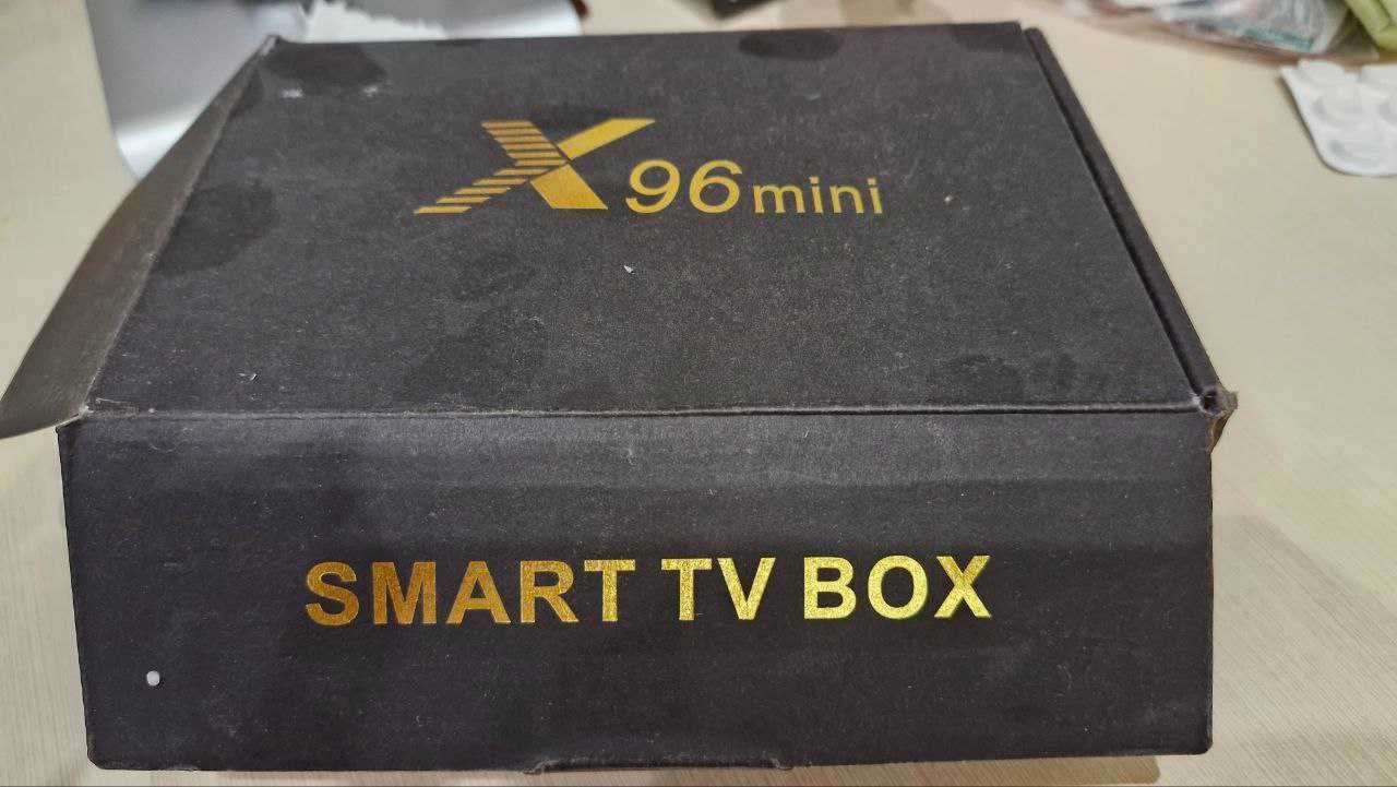 Телевізор Toshiba REGZA + smart box