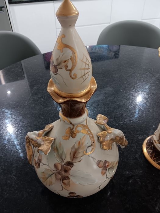 Vendo conjunto de decoração de porcelanas pintadas á mão