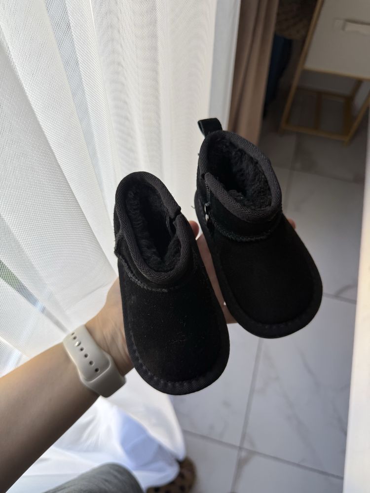 Зимове взуття уги дитячі
