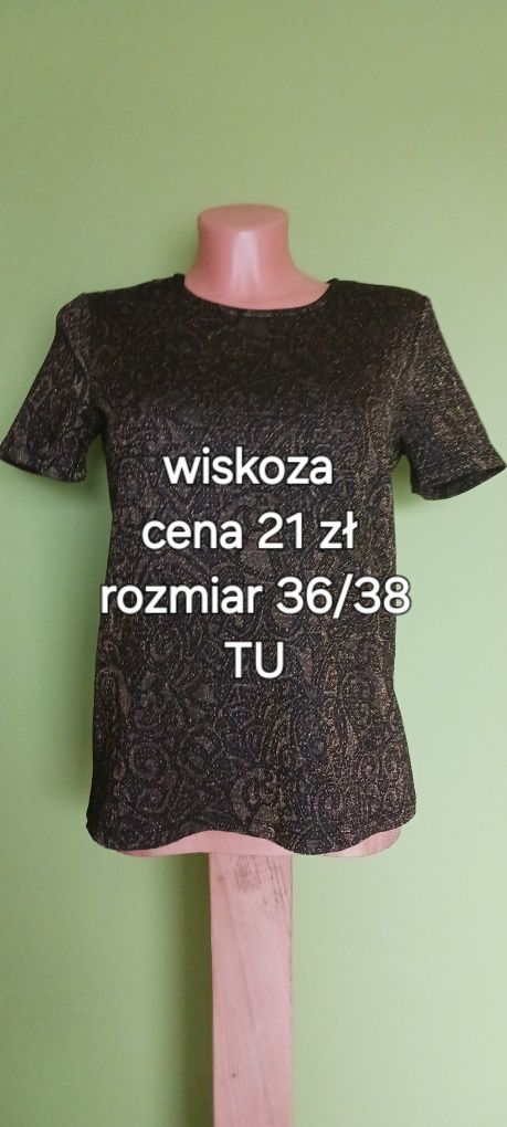 Czarna bluzeczka ze złotym wzorem TU rozm.