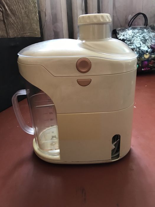 Соковыжималка Binatone JE-800