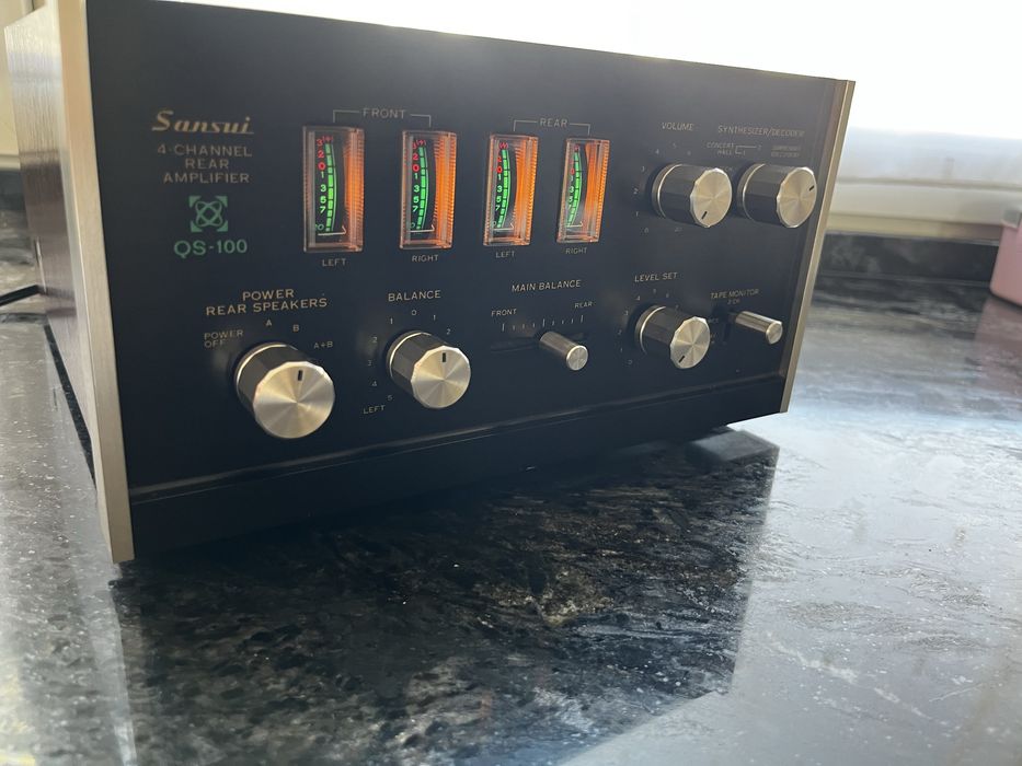 Wzmacniacz Sansui qs-100