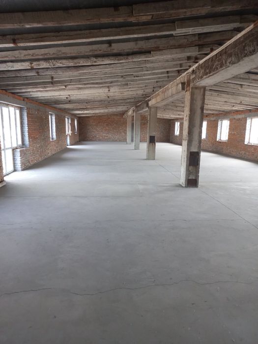 Оренда нежитлових приміщення 330м і 126м