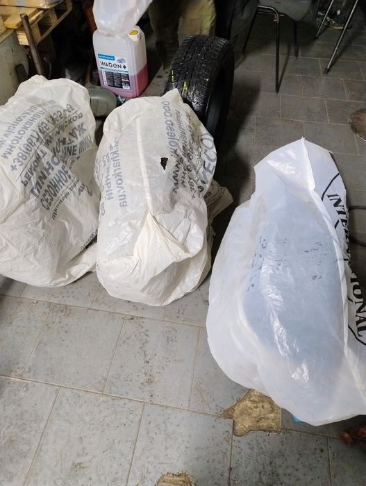 Продам свои шины Зимние ! Состояние-в идеале! Как новые !