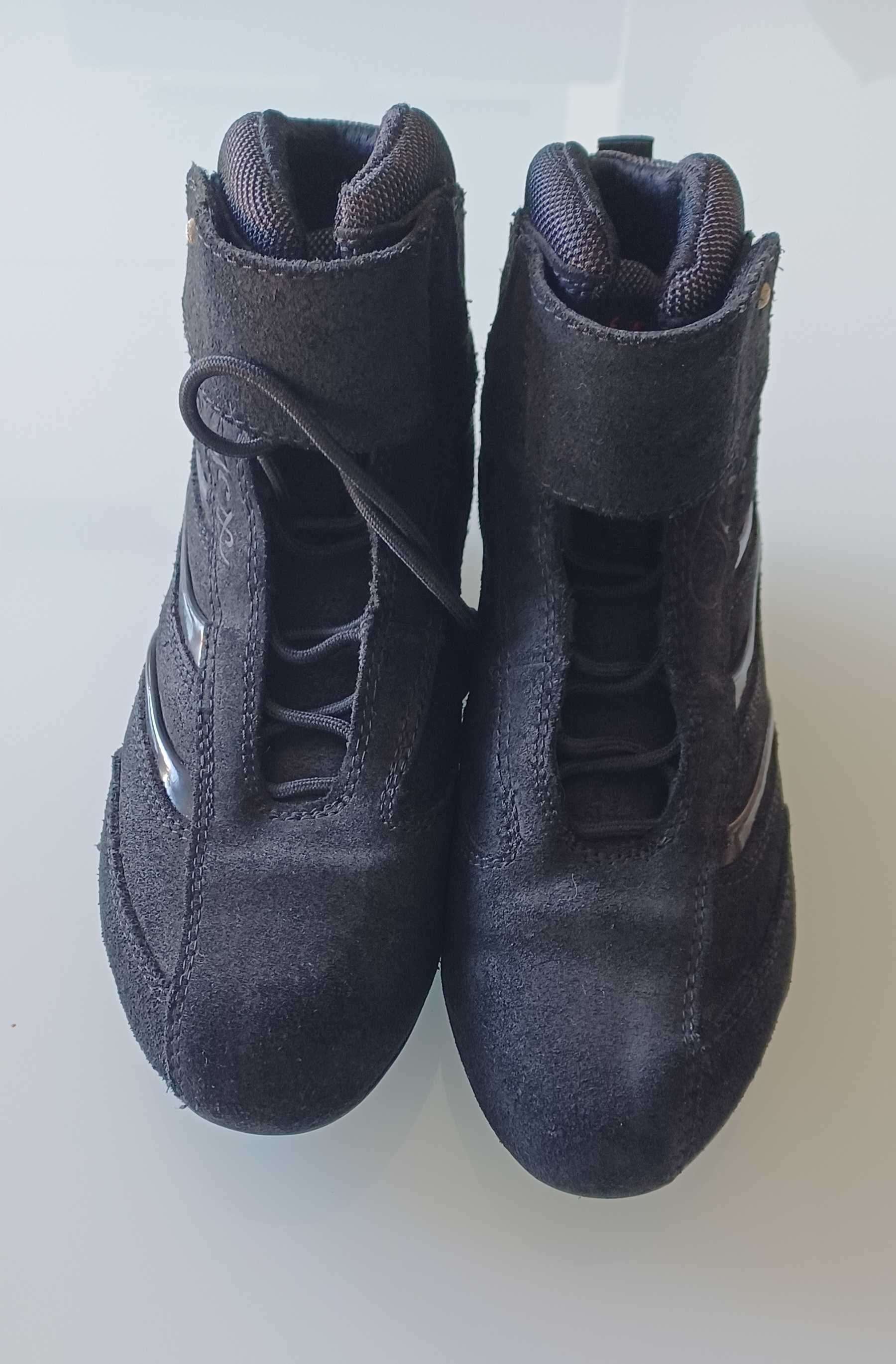 Botas TCX snhora tamanho 37