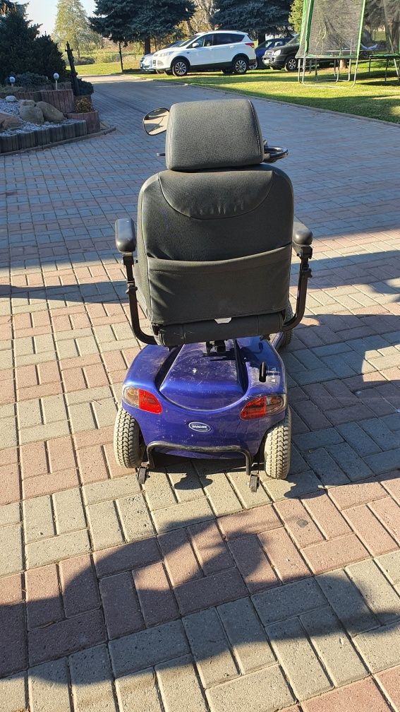 Wózek elektryczny Invacare Auriga (inwalidzk)i
