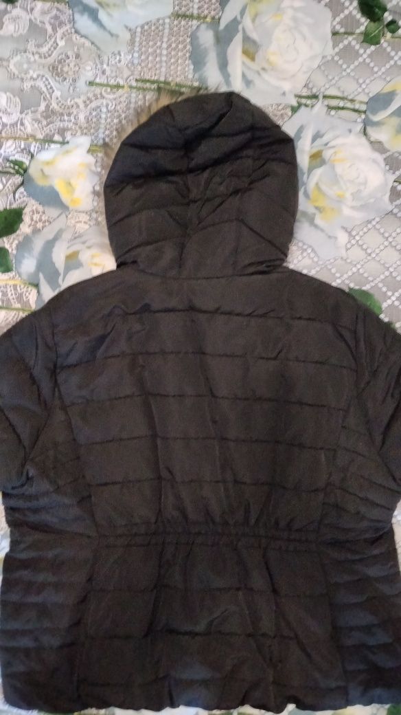 Женская зимняя куртка H&M (56 р.)