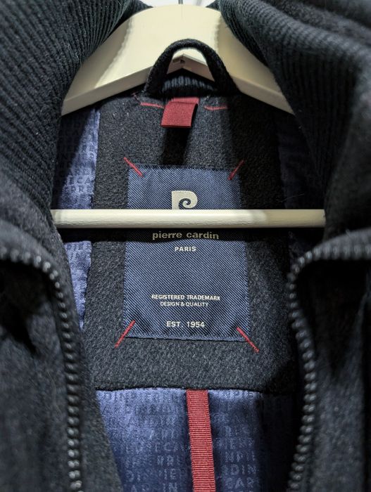 Elegancki wełniany płaszcz ze stójką Pierre Cardin, rozmiar 54