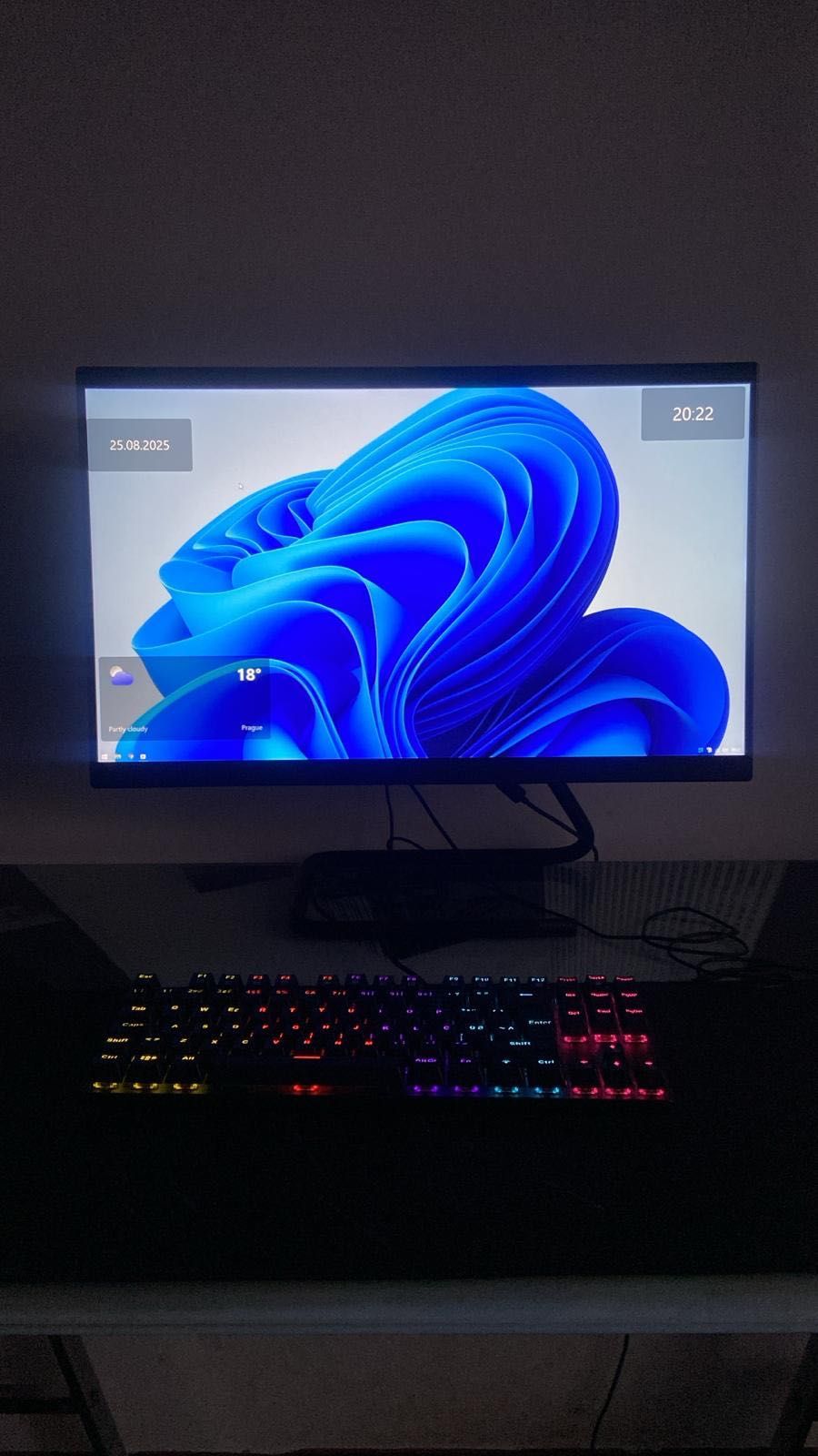 Computador  Teclado Mecânico + Rato – Ótimo para Trabalho e Uso Diário