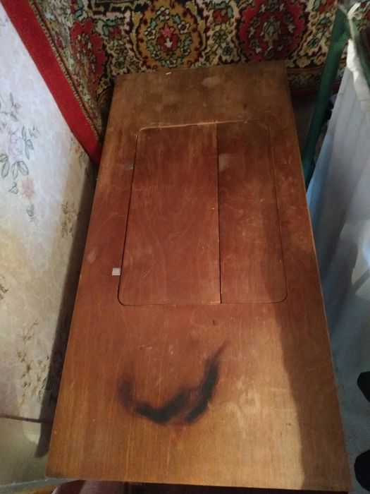 Станина к швейной машине.