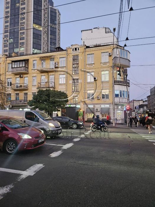 Продаж 3к.кв./Антоновича/центр/м.Олімпійська/Велика Васильківська