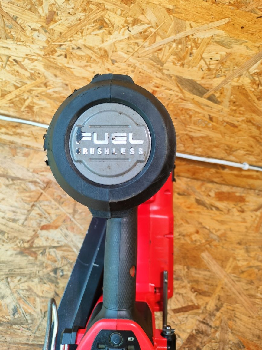 Gwoździarka Milwaukee M18 FFN 90mm 30-34 stopni gwoździarka sztyfciark
