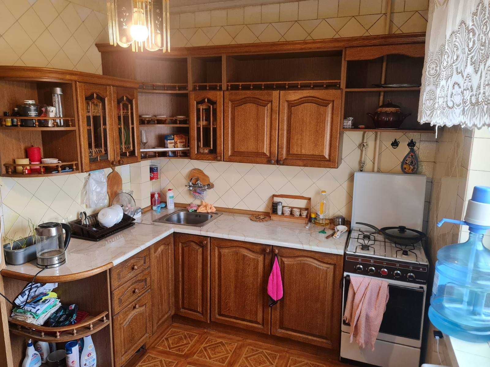 Продам 3 кім. квартиру пров.Квітневий 7, ТРЦ Ретровіль.