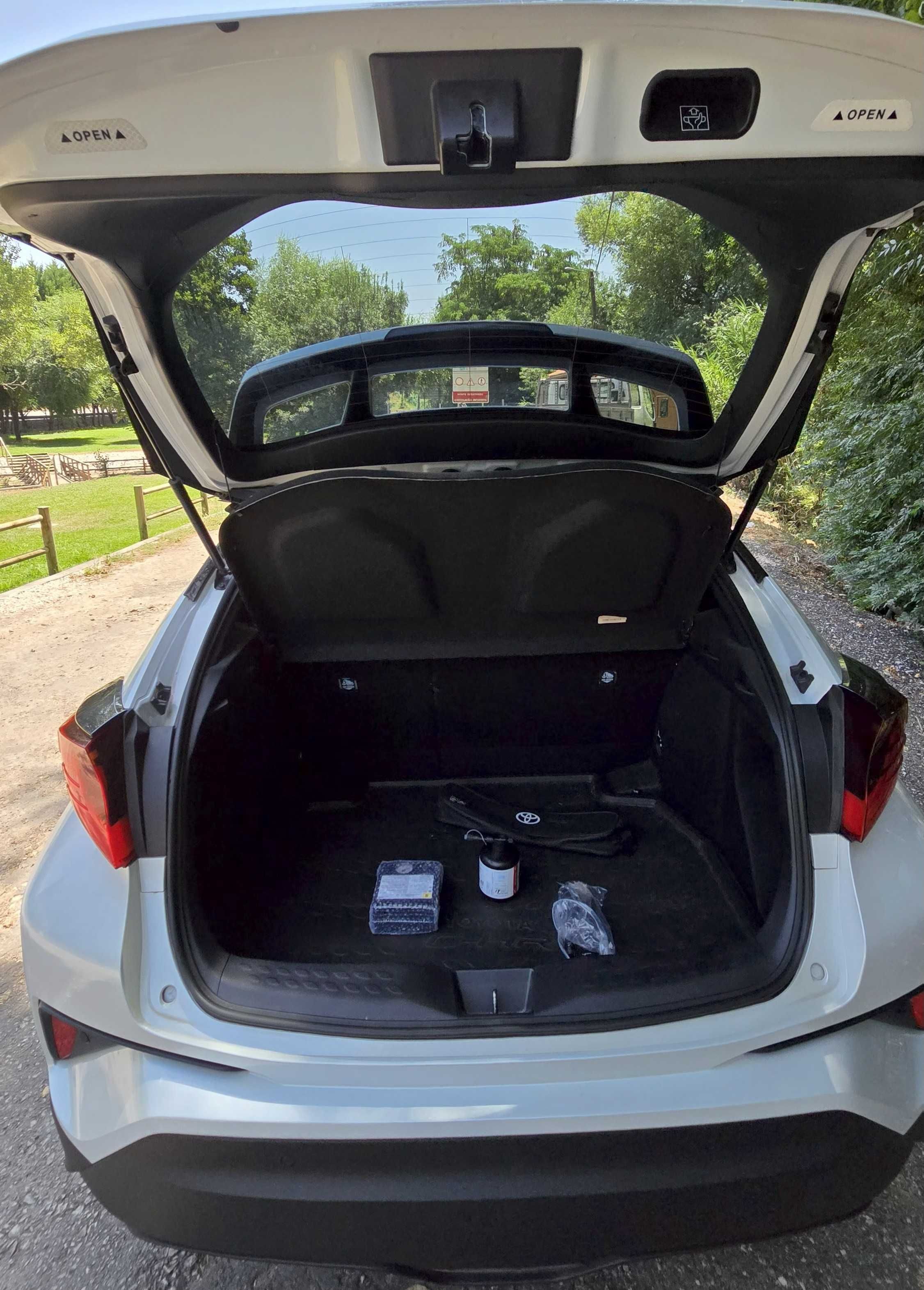 Toyota C-HR 1.8 Hybrid Exclusive + Pack Luxury