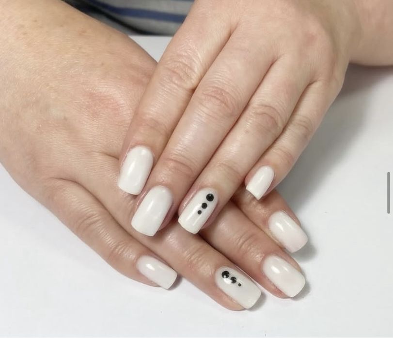 Манікюр ,наращування,педикюр