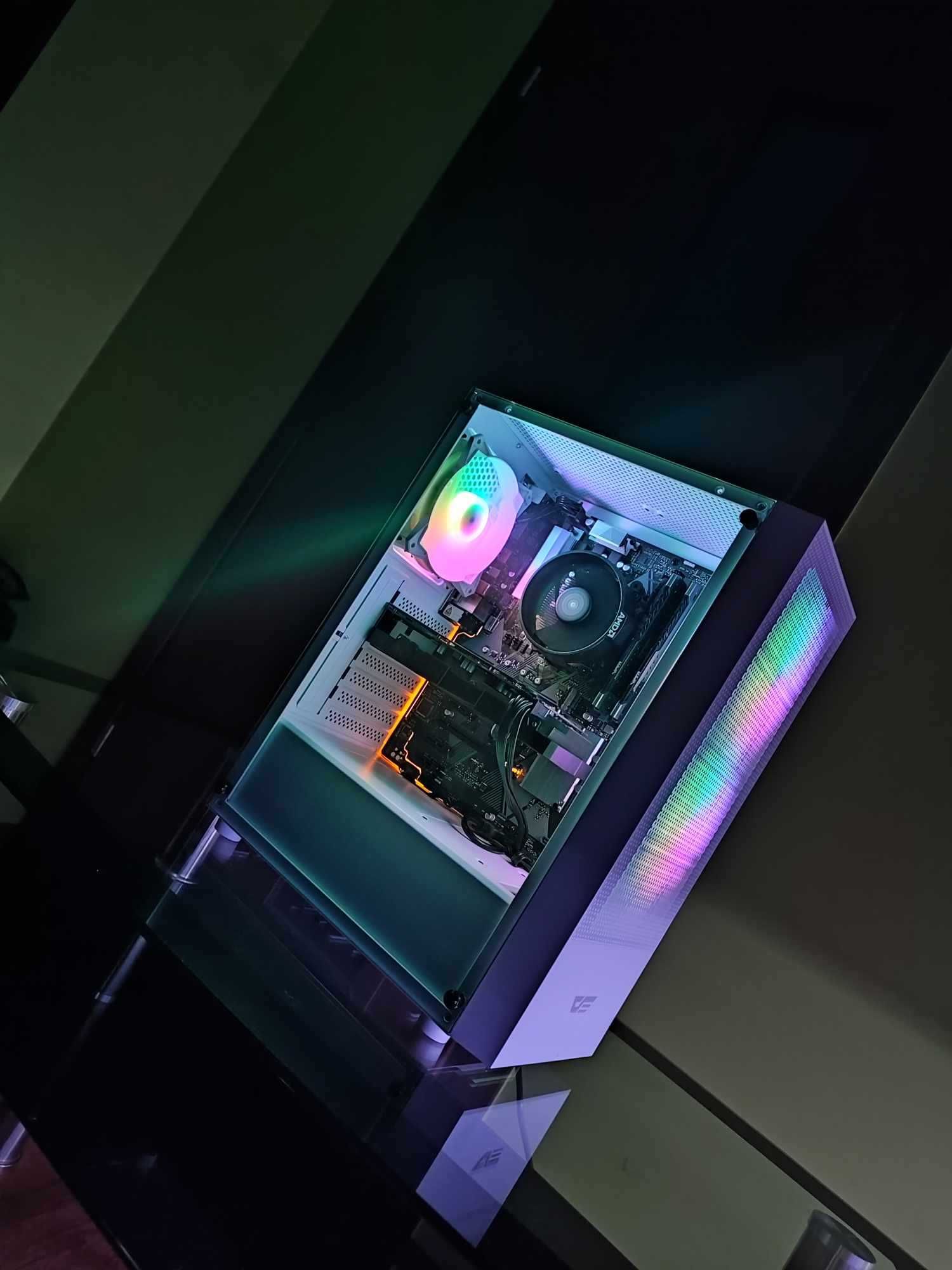 Komputer do gier [Ryzen 5600X] [RX 6600XT] [SSD 1TB] [32 GB RAM]