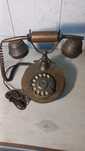 Telefone antigo em funcionamento feito por encomenda