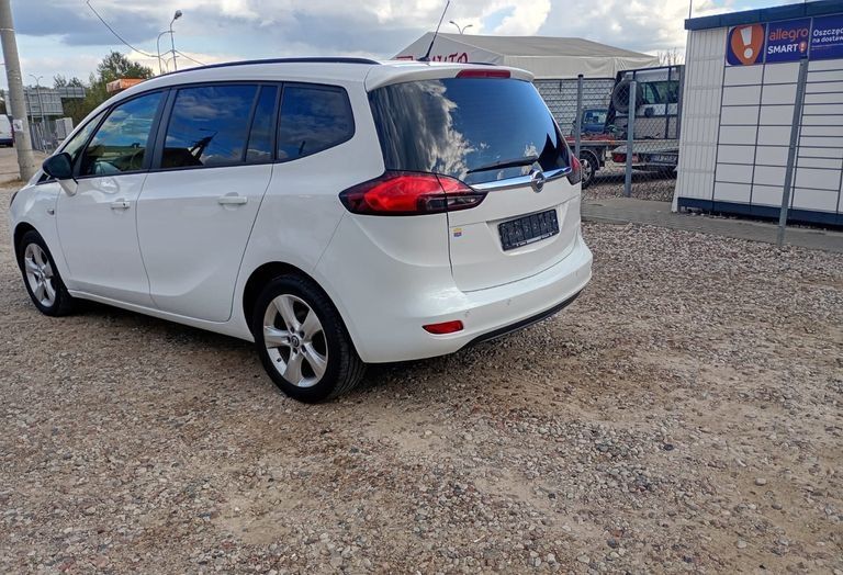 Opel Zafira 2014