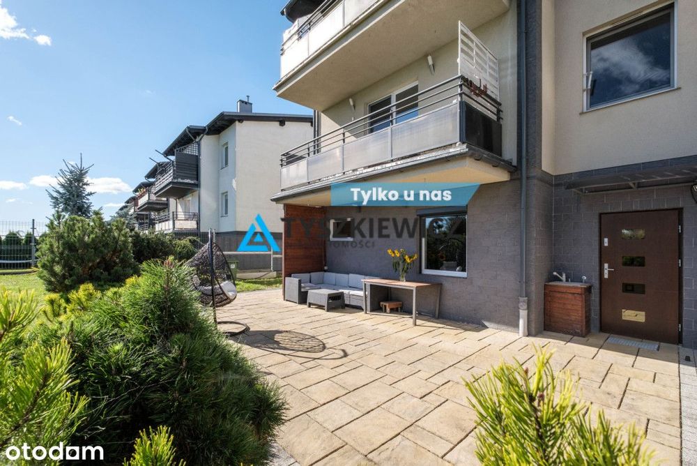 Segment skrajny z ogrodem i garażem na 2 auta