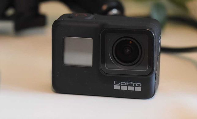 Kamera GoPro Hero 7 Black + karta 128GB + obudowa wodna + przyssawka