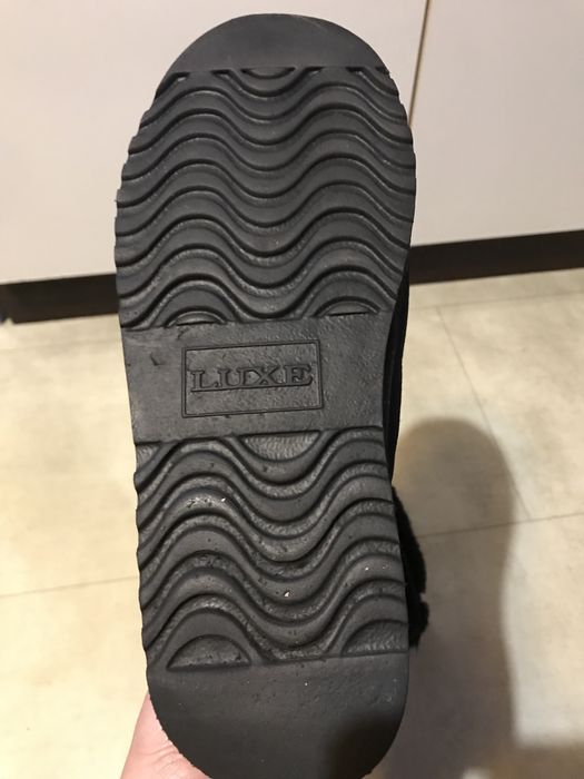 Зимові теплі високі чоботи з натуральноі замші зовні та овчини зсереди