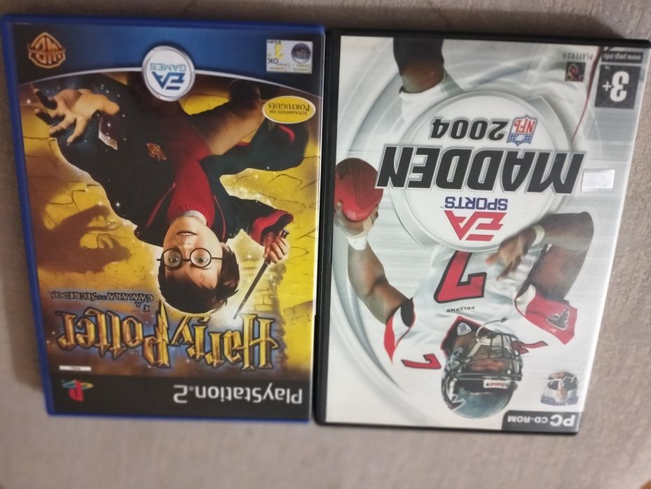 Capas de jogos PS2 vazias  com manuais
