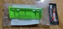 2 x Ailerons universais 1/8 tt