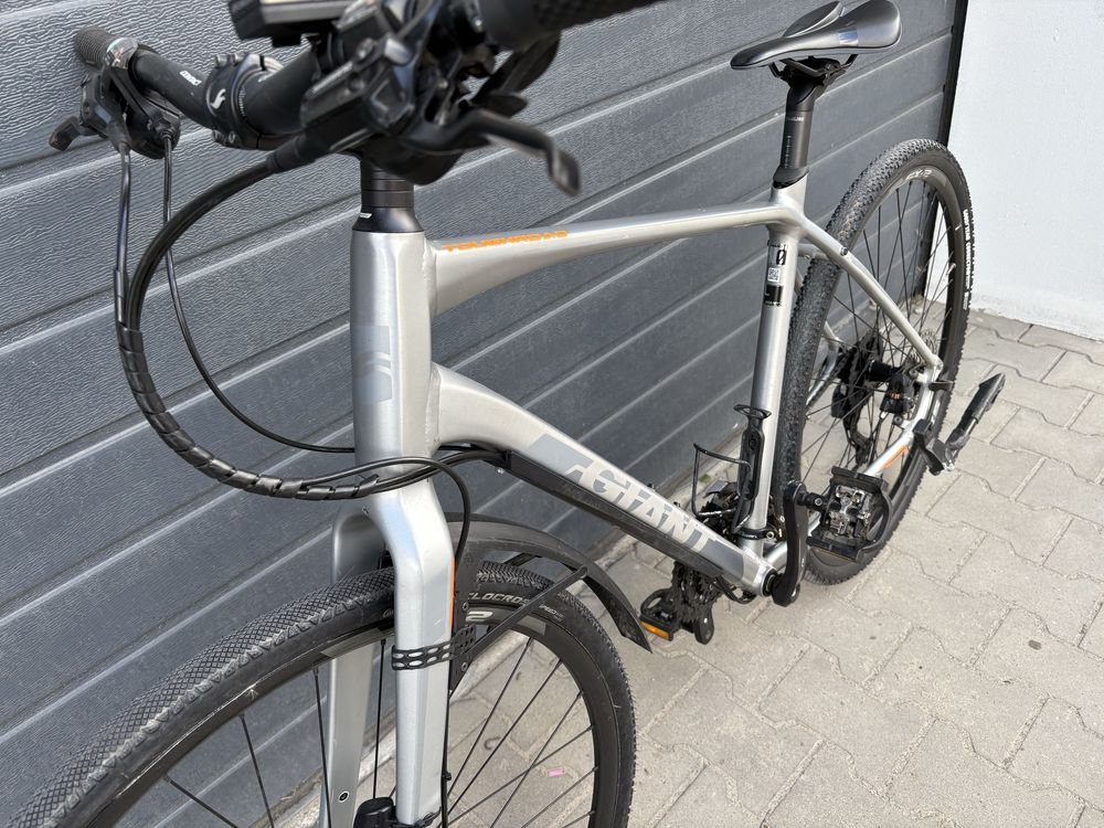 Rower Giant Toughroad L 28 hydraulika Shimano 3x9 Specialized Cube