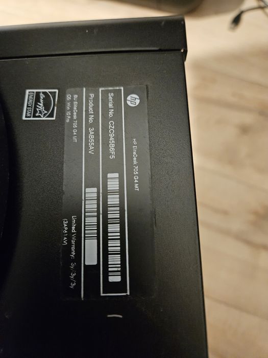 Pc HP ElitDesk 705 G4 MT | ryzen 2200g |8b ram| ssd