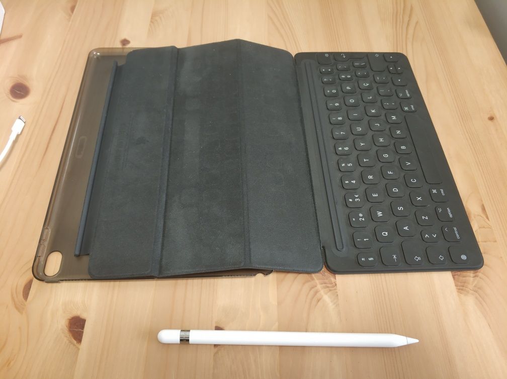 iPad Air 3 + Smart Keyboard + Apple Pencil