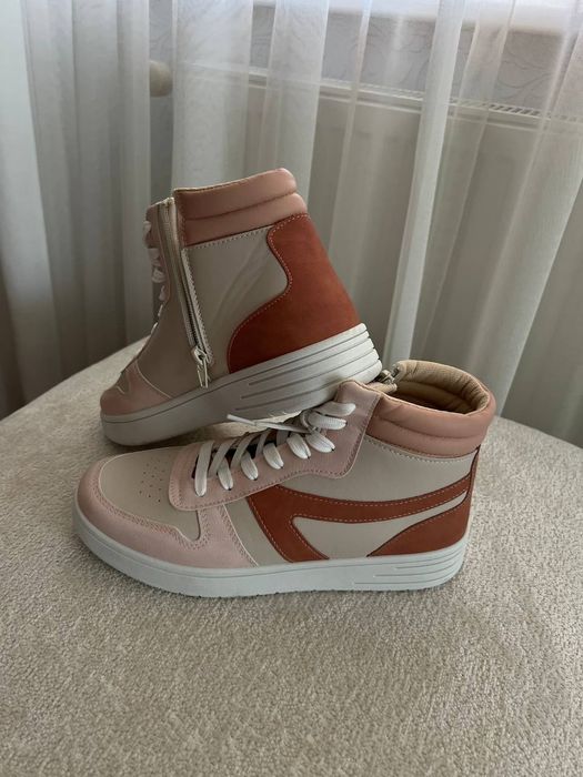 Кросівки жіночі хайтопи Італія