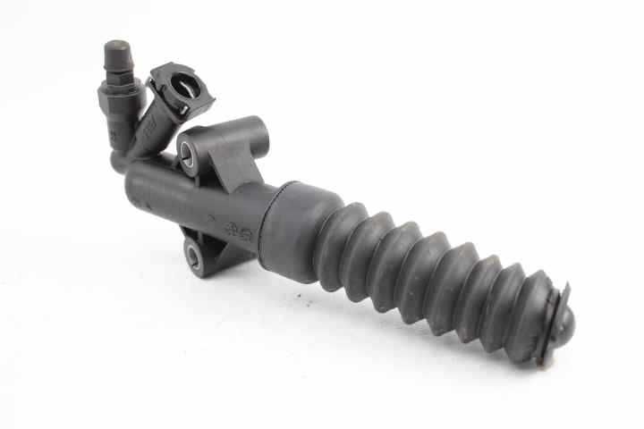 Цилиндр сцепления Peugeot Citroen 9812902980. Цилиндр зчеплення