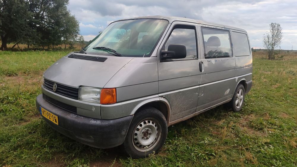 Капот Фольксваген Т4, 1.9 td весь перед VW T4 телевізор в зборі