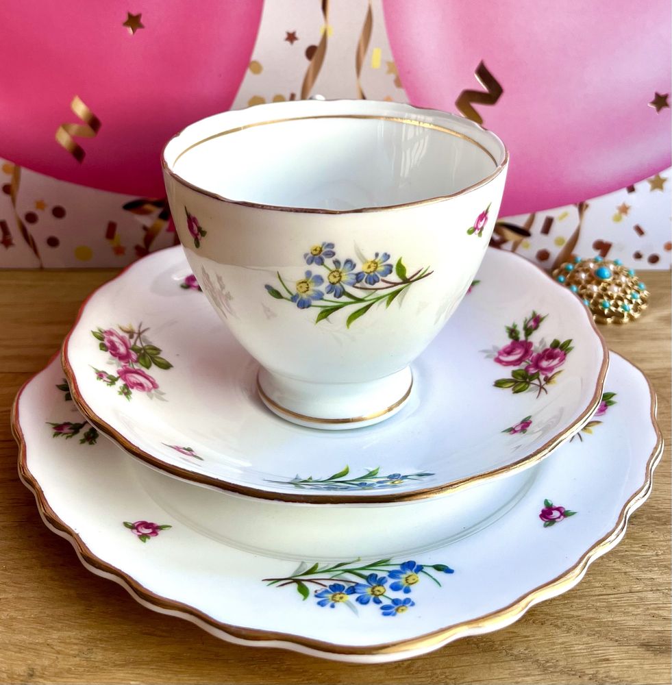 *Stara Cudna COLCLOUGH Filiżanka Anglia Porcelana Vintage Róże Prezent