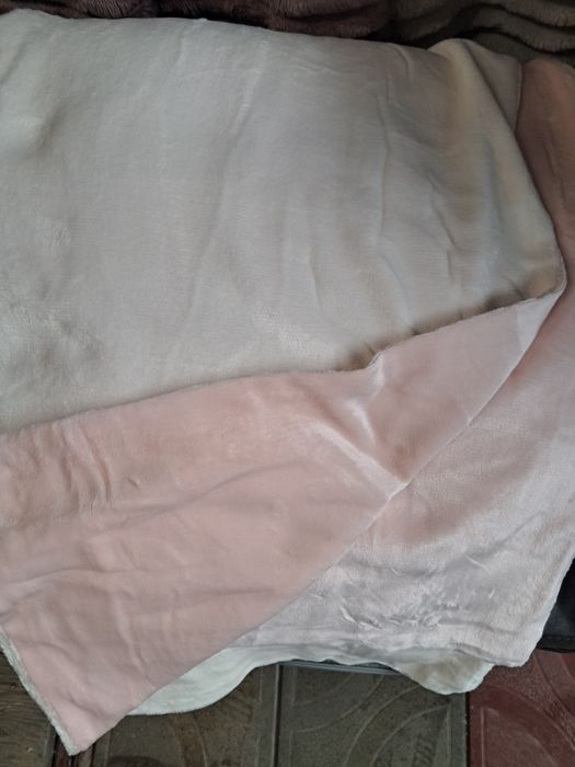 Тепла велюрова двохстороння посьільна білизна