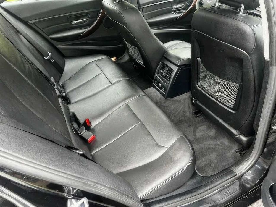 BMW 3 Series 328i xDrive      2015