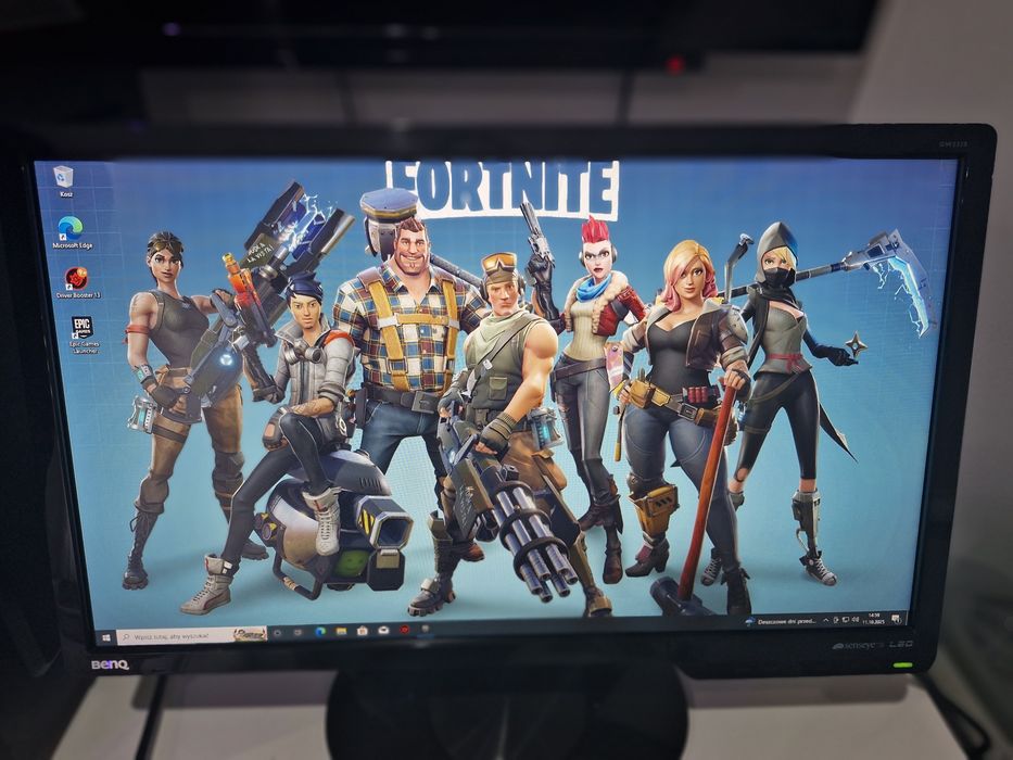 Zestaw PC z  Monitorem Benq 24/ Intel i5/Radeon R9 380, 8GB RAM