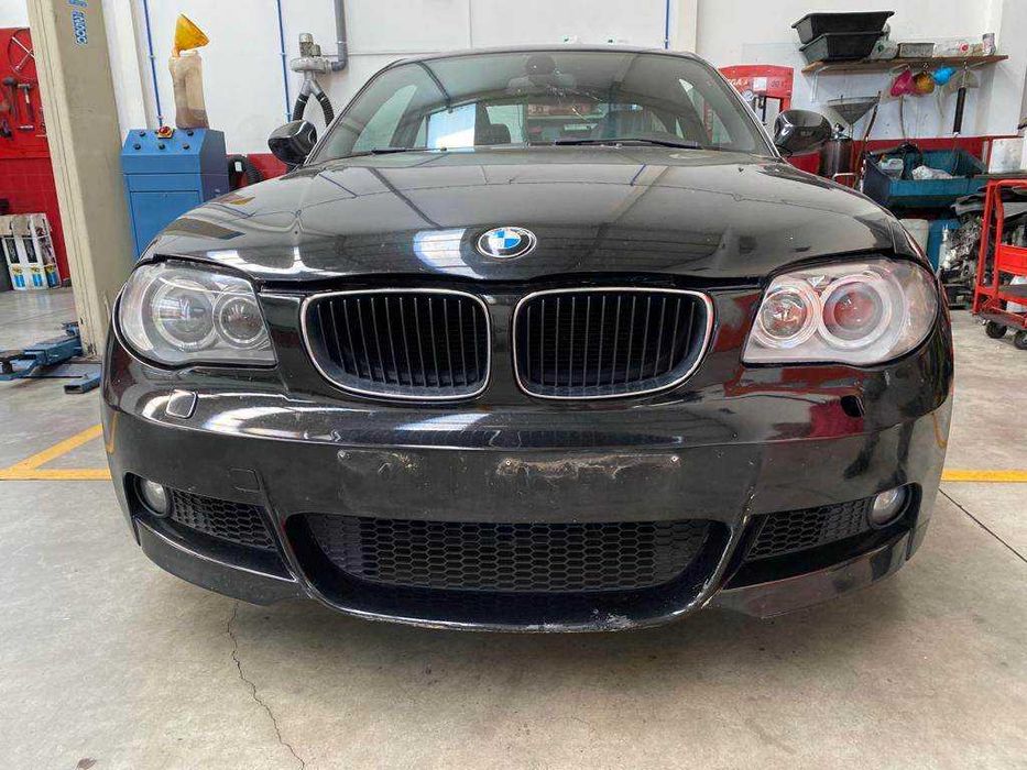 BMW E82 118d PACK M _ Para Peças