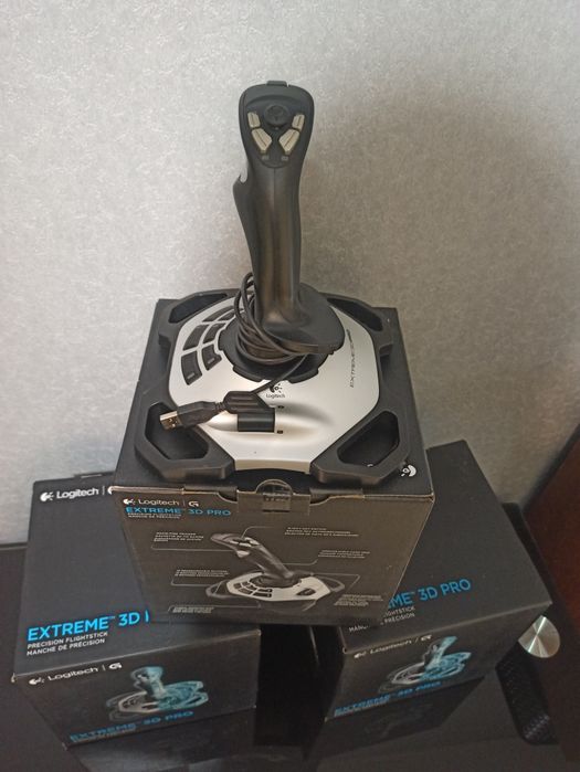 Джойстик штурвал logitech extreme 3d pro