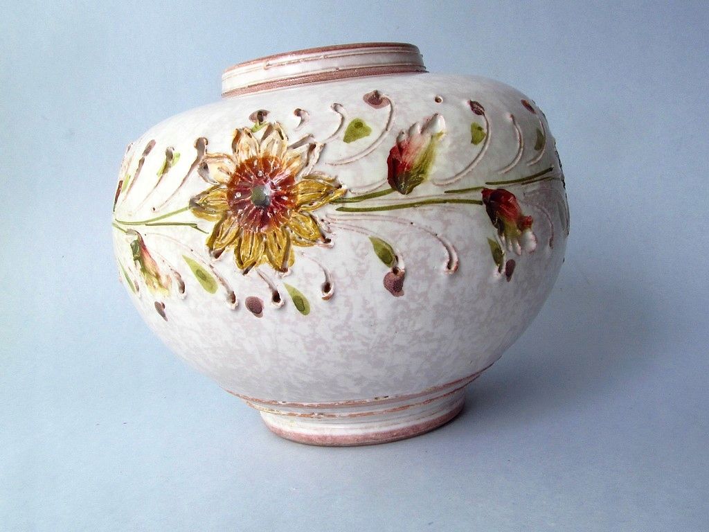 ceramika artystyczna piękny wazon kwiaty