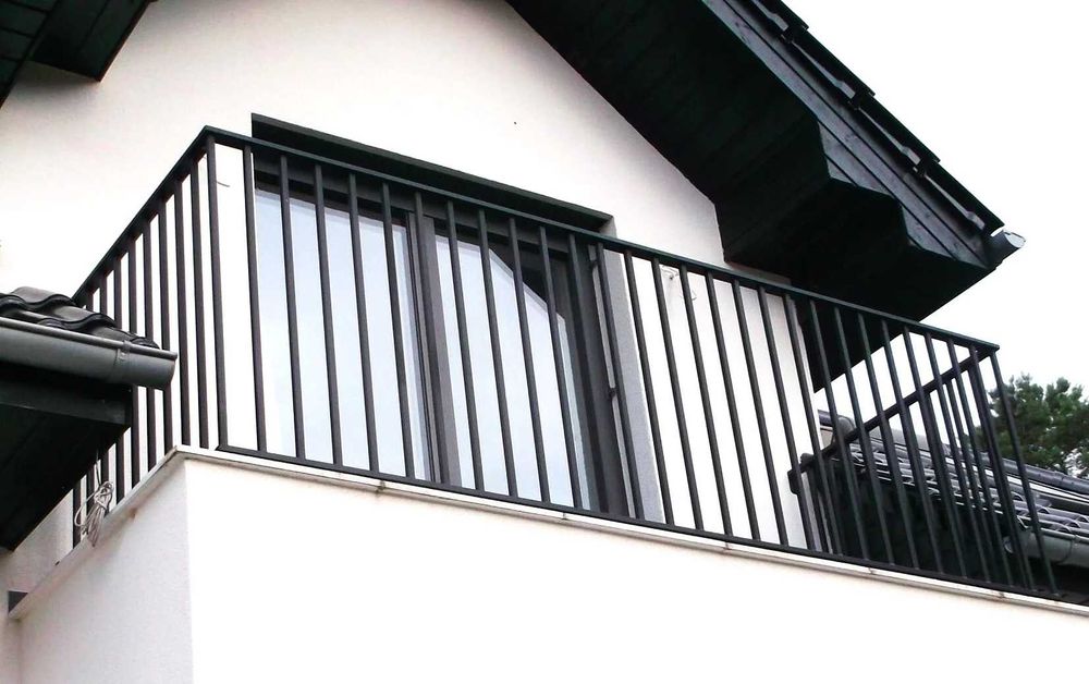 zagroda balkon balustrada balkonowa na wymiar  taras  barierka  klatka