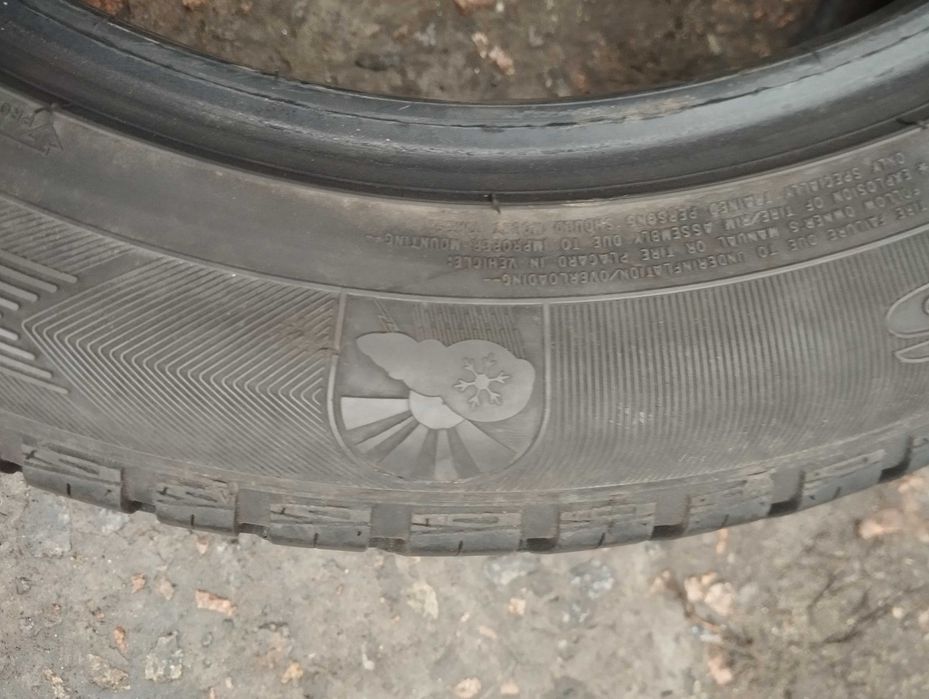 гума шини всесезонка GoodYear Vector 4seasons  225 55 r17 -2шт