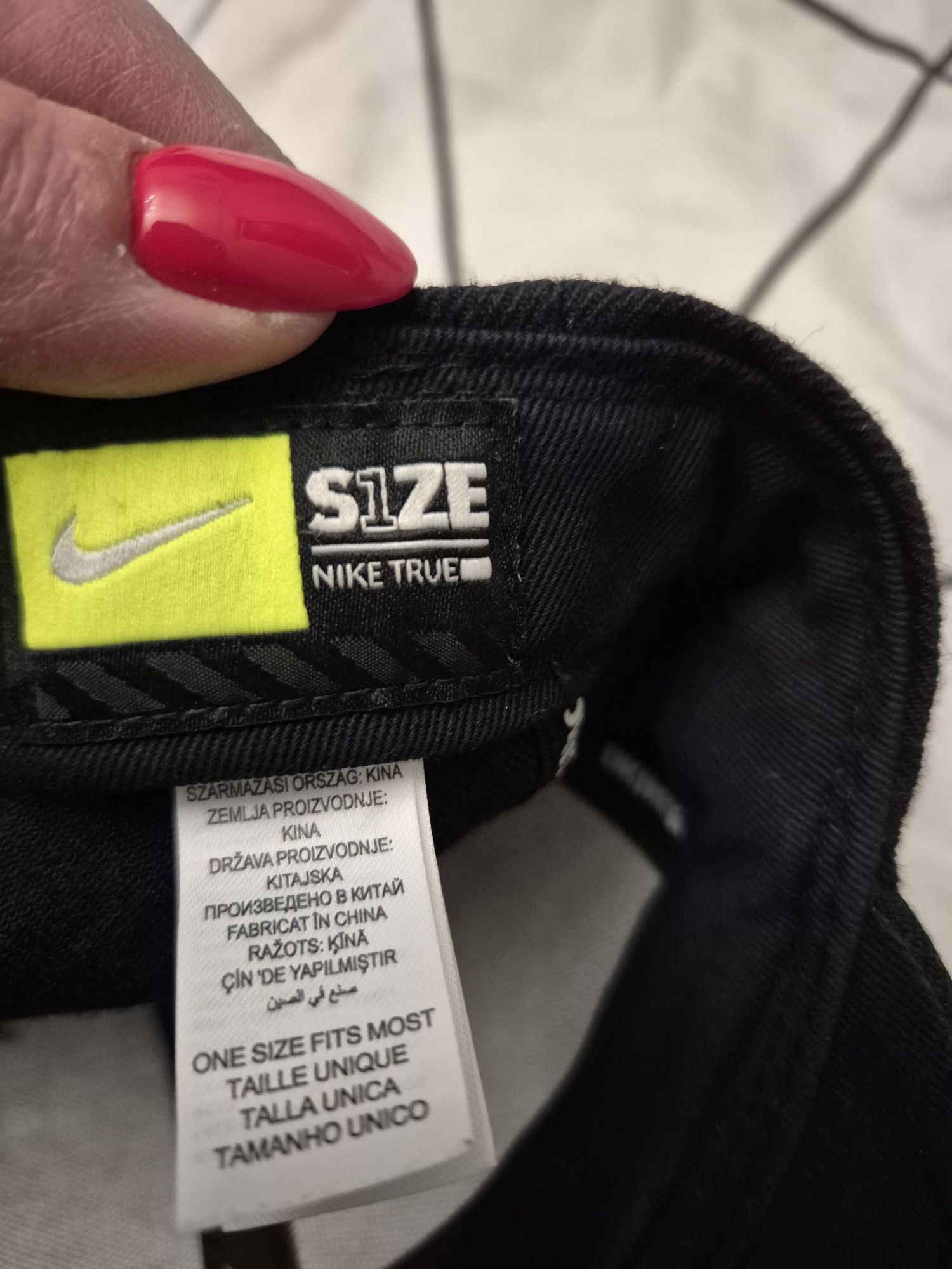 Czapka Nike z daszkiem czarna rozmiar uniwersalny